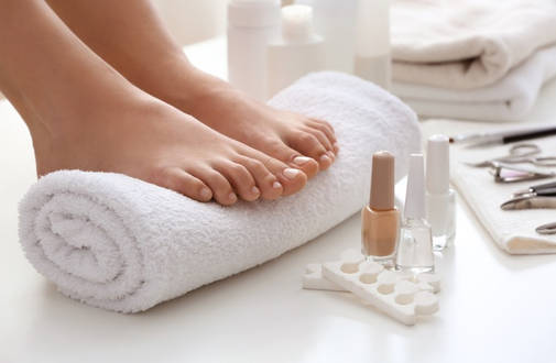 Estetyka stóp - wpływ odpowiedniej pielęgnacji na ogólny wygląd i samopoczucie