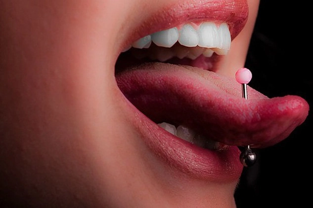 Na co uważać, poddając się zabiegowi piercingu? Bezpieczeństwo i pielęgnacja w Rzeszowie